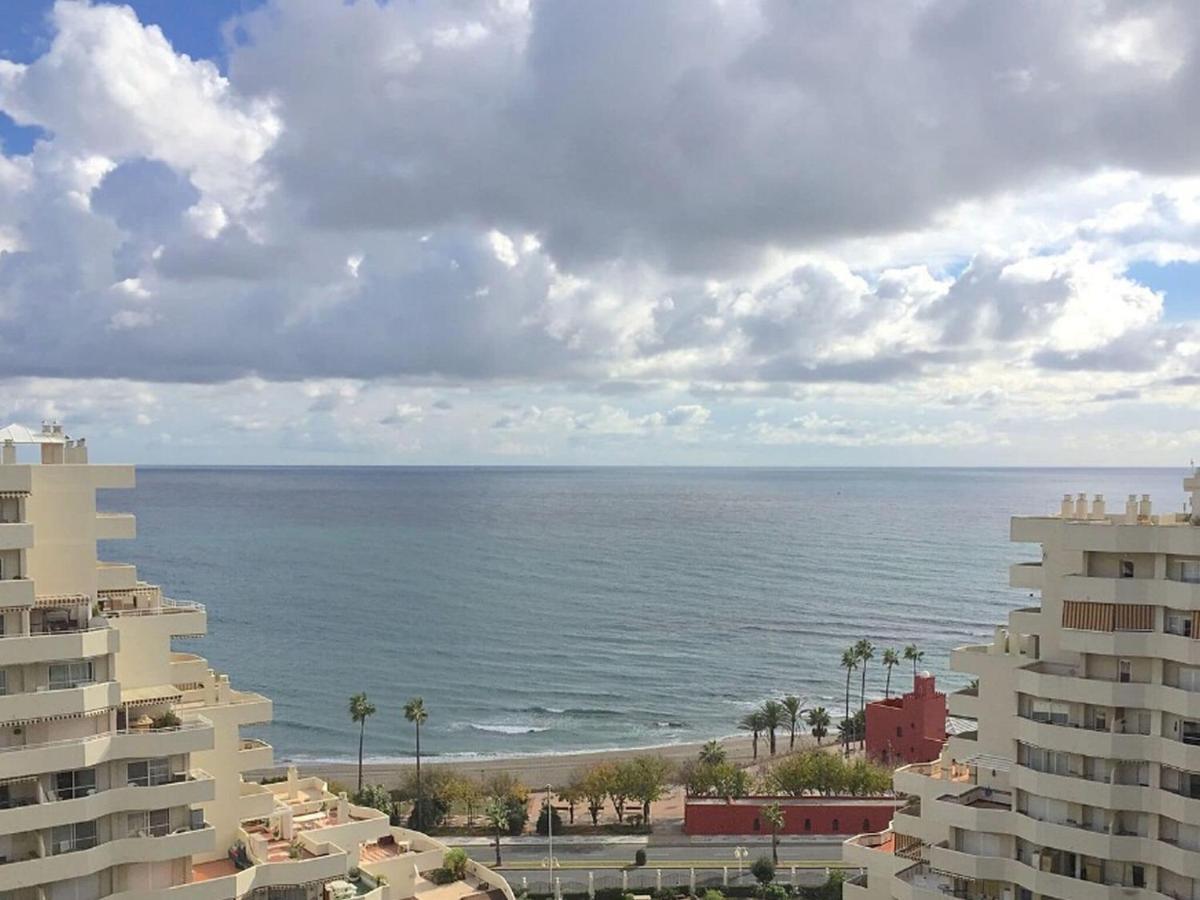 Belvilla By Oyo Estudio Benal Beach Malaga Luaran gambar