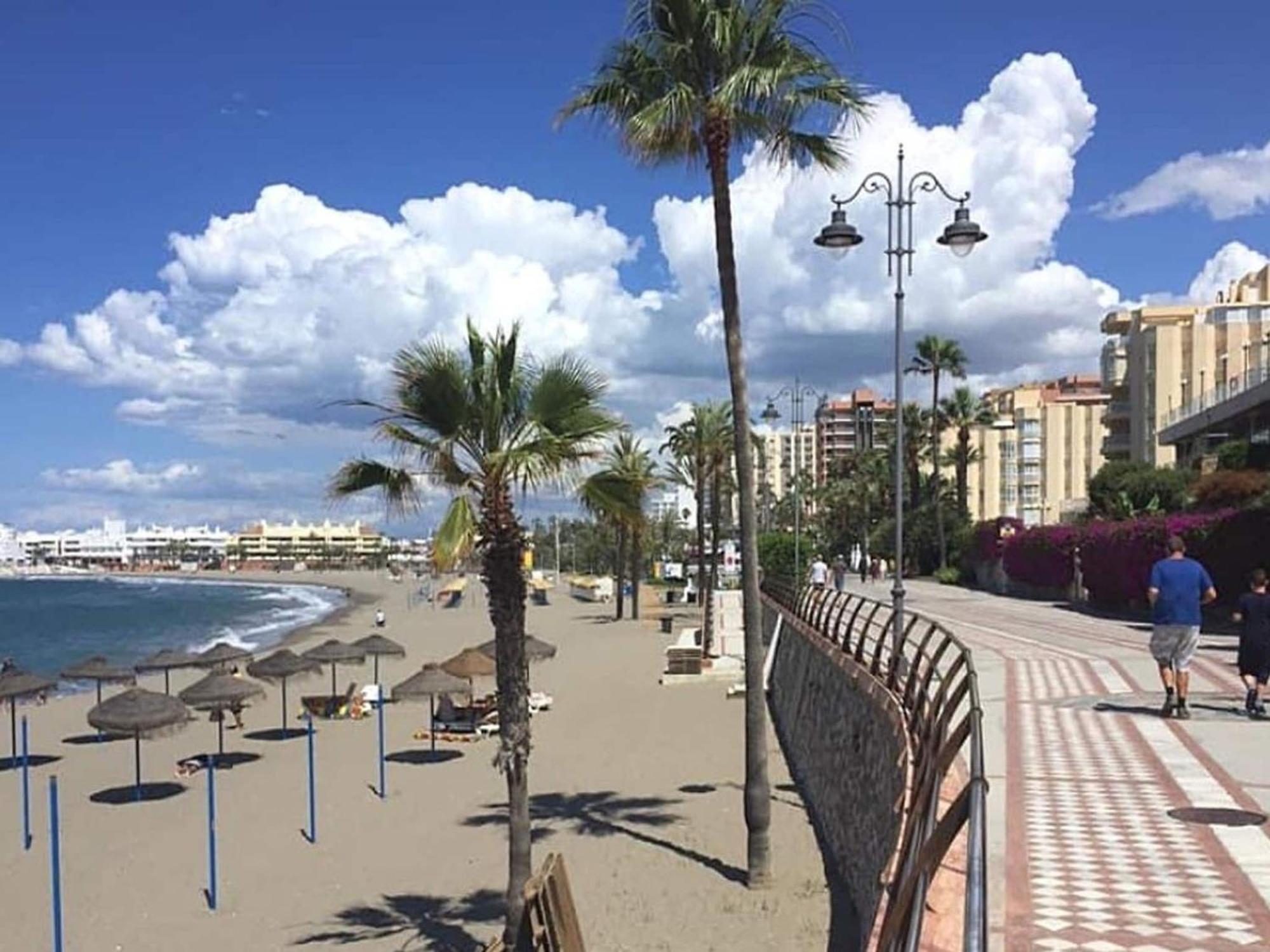 Belvilla By Oyo Estudio Benal Beach Malaga Luaran gambar